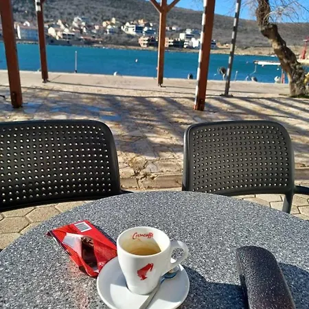 Appartement Carpe Diem B Vinjerac